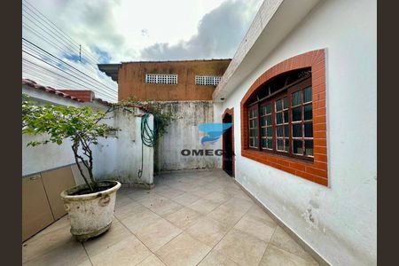 10_photo/94ce0203f7.93b8fa184532727f-ATLAS-6aa487f6-4dc6-4cc7-bcbd-b8a07c4d8f90.jpg de casa à venda com 4 quartos, 230m² em Vila Ligya, Guarujá