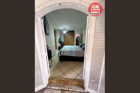 5_photo/94ce020401.94f797356aedc676-ATLAS-430dfefc-a9ae-4c04-aff6-a422d5700bb2.jpg de casa à venda com 3 quartos, 250m² em Vila Ligya, Guarujá