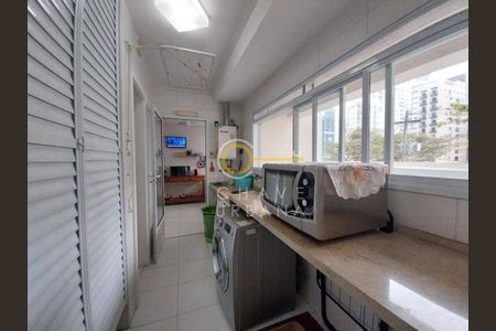 17_photo/94ce021091.d47afabdef7abf7f-ATLAS-fe2a7b78-9fb8-451d-b882-4326f1f6d20c.jpg de apartamento à venda com 3 quartos, 189m² em Ponta da Praia, Santos