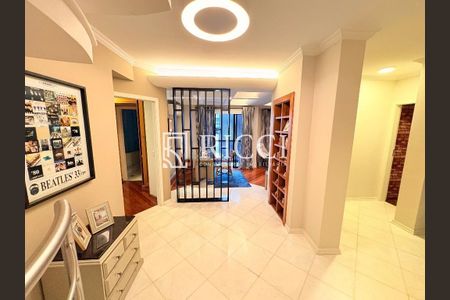 4_photo/94ce0210cb.dadd7513b258815f-ATLAS-c268257e-5a66-4c8a-b54f-d832e07d4e1f.jpg de apartamento à venda com 4 quartos, 500m² em Ponta da Praia, Santos