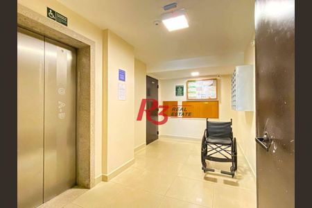 39_photo/94ce0210db.233a274dc5731f5d-ATLAS-ea36a47d-e76a-4415-8afd-32aaf07412fd.jpg de apartamento à venda com 3 quartos, 123m² em Ponta da Praia, Santos