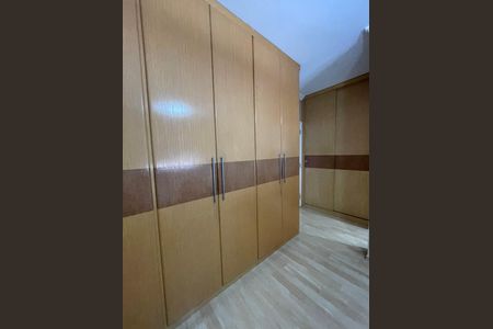 5_photo/94ce02124d.c1dc00249eefaead-ATLAS-cc00dd3a-6a31-4d53-bd00-c09e33b8c22f.jpg de apartamento à venda com 3 quartos, 150m² em Ponta da Praia, Santos
