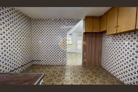7_photo/94ce021381.c27bb358fc36071b-ATLAS-e728a0c2-31a0-4cd2-adf3-afb4ee58e75e.jpg de casa para alugar com 2 quartos, 80m² em Ponta da Praia, Santos