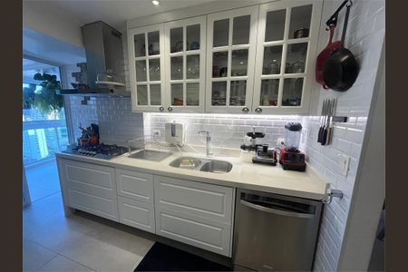 2_photo/94ce02141f.61bfc18f4f00076e-ATLAS-c1b0d741-3182-4b25-9d00-794a2d2ab08c.jpg de apartamento à venda com 3 quartos, 165m² em Ponta da Praia, Santos