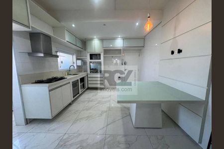 8_photo/94ce021443.ad293c828bb2813d-ATLAS-338540fe-ff24-4df2-a39c-b8dc2ae268d8.jpg de apartamento para alugar com 4 quartos, 224m² em Ponta da Praia, Santos