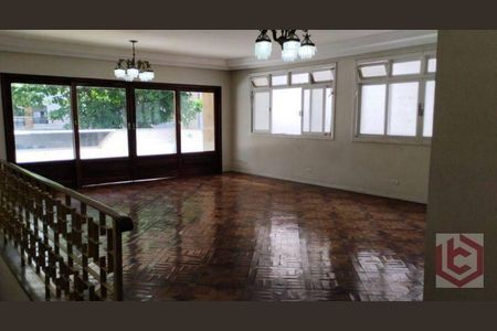 1_photo/94ce021451.d67c00d1ed762f17-ATLAS-ffacb2df-b9b1-4dbf-b39c-f8cbe9c6704f.jpg de casa para alugar com 4 quartos, 215m² em Ponta da Praia, Santos