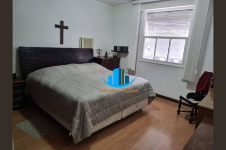 26_photo/94ce02145f.3ce4fa8b9b20e98d-ATLAS-1105e2eb-4ecb-4ced-a0d6-af800439c664.jpg de casa à venda com 4 quartos, 282m² em Ponta da Praia, Santos