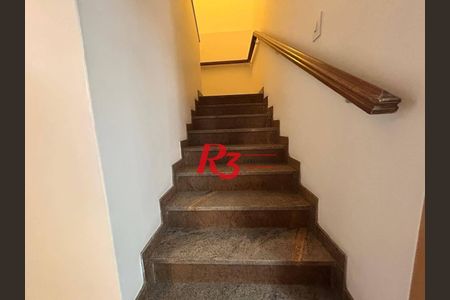 3_photo/94ce0214d3.4909862b8c1c38b1-ATLAS-3a014da0-d206-4257-ba5e-e0262e2ea7bb.jpg de casa à venda com 4 quartos, 350m² em Ponta da Praia, Santos