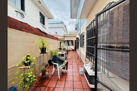 6_photo/94ce02154d.1c5ee5b12bdcf8f7-ATLAS-00dc577c-7e92-4800-8cea-b2bcbaf35365.jpg de casa à venda com 3 quartos, 82m² em Ponta da Praia, Santos