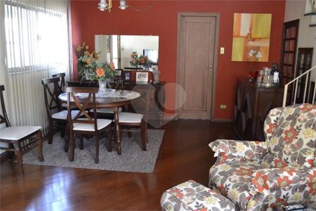 7_photo/94ce02155b.59b9fa3339c8dcb8-ATLAS-bbcd2ed5-6cd2-4fe1-b956-645180db3565.jpg de casa à venda com 3 quartos, 122m² em Ponta da Praia, Santos