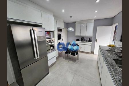 3_photo/94ce021571.16fbfa2502e817ca-ATLAS-11e36868-d6bd-4fd2-bf65-cf3f6032f36f.jpg de apartamento à venda com 3 quartos, 157m² em Ponta da Praia, Santos