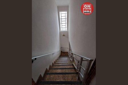 7_photo/94ce021571.8cbbc6e43ead3576-ATLAS-9b4b866f-930b-4c32-bd08-9a118bdbb070.jpg de casa para alugar com 4 quartos, 320m² em Ponta da Praia, Santos