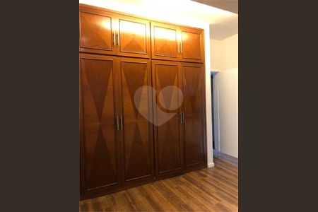 2_photo/94ce02157f.f14d7a494a64fc38-ATLAS-c8d082a6-d4c0-4f48-bbbb-a7a0b90b885d.jpg de apartamento à venda com 3 quartos, 423m² em Ponta da Praia, Santos