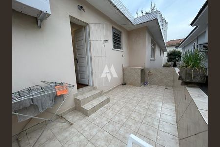 8_photo/94ce02158b.0dba02f6e03a3679-ATLAS-a61d0a4e-391c-4d0a-8abe-eddedf56b530.jpg de casa à venda com 3 quartos, 168m² em Ponta da Praia, Santos