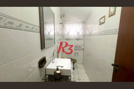 6_photo/94ce02158f.04c16ff0d284adb7-ATLAS-036dfbca-dd70-4995-b3f1-13099f4bb7df.jpg de casa para alugar com 5 quartos, 254m² em Ponta da Praia, Santos