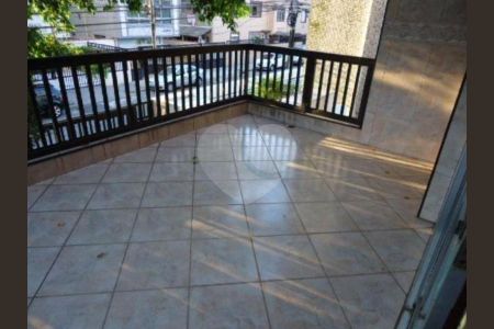 7_photo/94ce0215cf.31f8faead97f4406-ATLAS-df6a77eb-3db4-4940-9be6-bbcb9a9d1708.jpg de casa à venda com 3 quartos, 230m² em Ponta da Praia, Santos