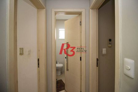 1_photo/94ce0215fb.0bf895571deddd4a-ATLAS-22fb09f0-a5ed-46b8-9d3a-e7b4906434f0.jpg de casa à venda com 4 quartos, 240m² em Ponta da Praia, Santos