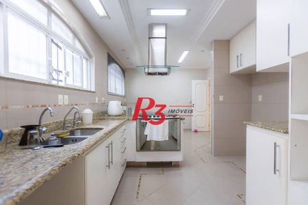 25_photo/94ce0215fd.10b15bb81f5ddb81-ATLAS-bd78bd2b-de60-49e2-858e-747af7d3cc20.jpg de casa à venda com 4 quartos, 303m² em Ponta da Praia, Santos