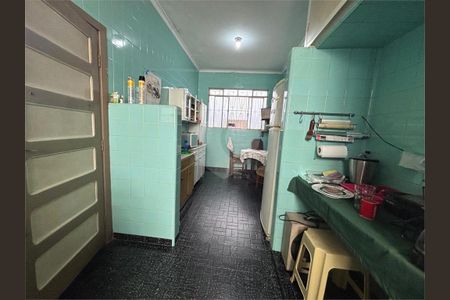 13_photo/94ce021623.ad6cb26ada8414aa-ATLAS-ce4d2eb6-e3fe-4d14-ba21-d0bdce9c13a5.jpg de casa à venda com 3 quartos, 300m² em Ponta da Praia, Santos