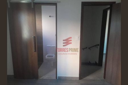 32_photo/94ce02163b.b0b4008552933ca9-ATLAS-88ed01d6-e75b-48d3-8dec-47c181fecc7e.jpg de casa à venda com 2 quartos, 88m² em Ponta da Praia, Santos