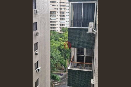 29_photo/94ce0216b3.5a14f8440bb5021b-ATLAS-b61308ab-d445-40f2-93de-72dc6985c95d.jpg de apartamento à venda com 2 quartos, 81m² em Ponta da Praia, Santos