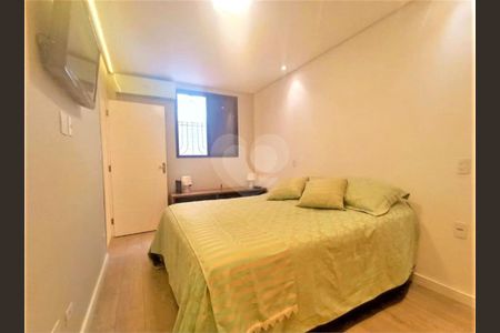 37_photo/94ce0216dd.1d0d827e26d2d819-ATLAS-8dc3ae9c-5073-4e02-bc94-055747314a88.jpg de casa à venda com 3 quartos, 170m² em Ponta da Praia, Santos