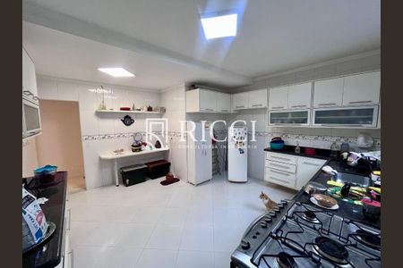 7_photo/94ce0216dd.1d0d827e26d2d819-ATLAS-af9d2d1a-1ab4-4b58-9280-83fd0a239d39.jpg de casa à venda com 3 quartos, 170m² em Ponta da Praia, Santos