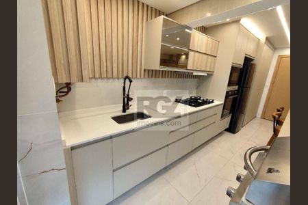 8_photo/94ce02174f.12949d4c43e4b282-ATLAS-25acd447-04cb-4e79-a0f3-9fb65bdfc768.jpg de apartamento à venda com 2 quartos, 65m² em Ponta da Praia, Santos