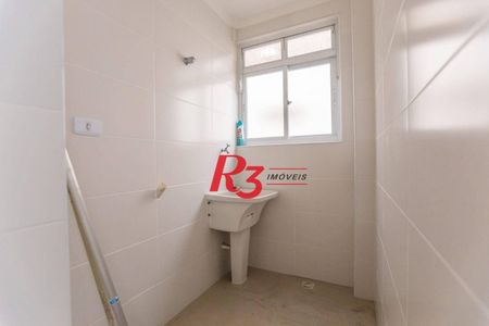 11_photo/94ce023605.16807768e6f341a1-ATLAS-ce355a40-e721-4e1c-acb9-3bc93b7e2be2.jpg de casa à venda com 3 quartos, 150m² em Aparecida, Santos