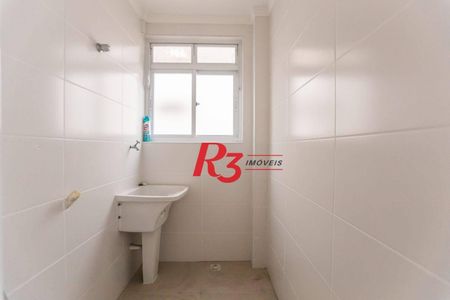 12_photo/94ce023605.fe36e9baa5a93492-ATLAS-c3d58b8e-3a4f-4d8d-96f2-4d335e5c6ccb.jpg de casa à venda com 3 quartos, 150m² em Aparecida, Santos