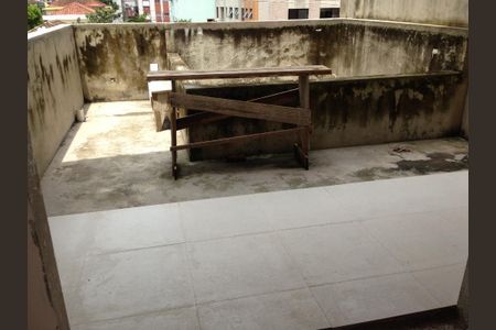 1_photo/94ce023629.92f1afb65d9faff5-ATLAS-2bf07f8b-54df-4fb3-a8a2-d9808c023a34.jpg de casa para alugar com 4 quartos, 357m² em Embaré, Santos