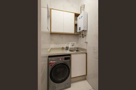 14_photo/94ce023637.9612d26e9df26329-ATLAS-d49d2d88-81ff-4647-98cc-7fba162da30b.jpg de casa à venda com 3 quartos, 170m² em Embaré, Santos