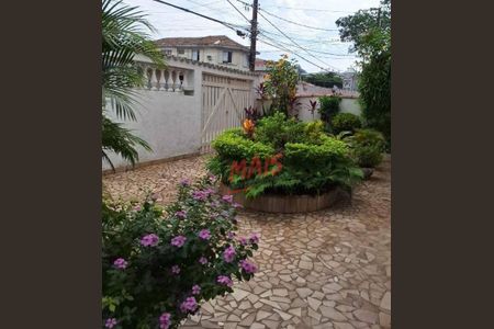 4_photo/94ce023687.1168d7f35de77434-ATLAS-57fbc633-6bb8-4aee-8347-9618a4e42cf4.jpg de casa à venda com 3 quartos, 82m² em Aparecida, Santos