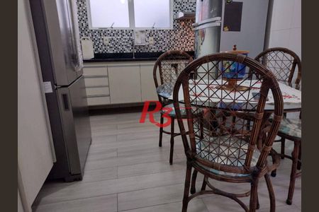 9_photo/94ce0236e7.100ba7d1f86523c3-ATLAS-ead81258-b9a3-43da-8481-8ff4eac0e5be.jpg de casa à venda com 3 quartos, 147m² em Estuário, Santos