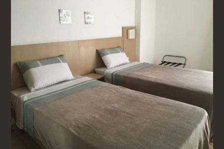 12_photo/94ce0236e7.5b1ffa6849bccbd1-ATLAS-2f0bcb15-95f6-4c39-8cb8-8cf8f45882b2.jpg de apartamento à venda com 2 quartos, 60m² em Estuário, Santos