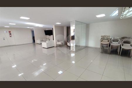 8_photo/94ce0236f3.6e9143fe3d472e43-ATLAS-e4e171f2-ea33-49be-8dd3-0ebbeebd4558.jpg de apartamento à venda com 2 quartos, 67m² em Macuco, Santos