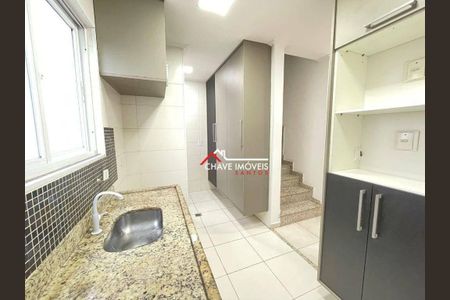 6_photo/94ce023737.7ffae3214e3514fe-ATLAS-3bcbeeb2-d31e-4f38-bba5-77510ef362d8.jpg de casa à venda com 2 quartos, 88m² em Estuário, Santos