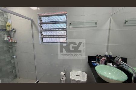 15_photo/94ce023741.21b82dd0b136b59b-ATLAS-bf341e48-8b29-448d-b1c8-ce67caa16b6d.jpg de casa à venda com 3 quartos, 148m² em Aparecida, Santos