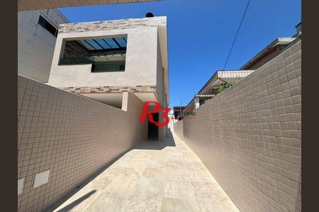 1_photo/94ce02378d.50df46c0cd16add9-ATLAS-d5bfe270-d7ae-48bc-b7cf-a64f237e76b8.jpg de casa à venda com 3 quartos, 115m² em Embaré, Santos