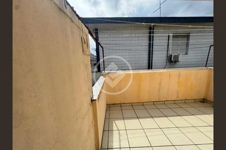 3_photo/94ce023809.2fed7e95ddef69d8-ATLAS-0137699a-b4d4-42c1-9b1f-e9fb553a544b.jpg de casa à venda com 3 quartos, 156m² em Aparecida, Santos