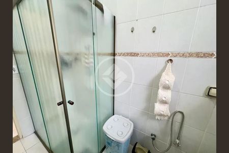 31_photo/94ce023809.2fed7e95ddef69d8-ATLAS-c617f3bc-e02c-4aba-a1d7-a08ddd9f54b3.jpg de casa à venda com 3 quartos, 156m² em Aparecida, Santos