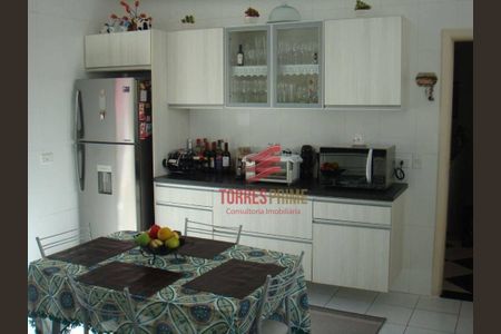 8_photo/94ce0238bf.1cf36469cc62d903-ATLAS-6194b205-6101-4bbd-a2c4-a2db00b34e7c.jpg de casa à venda com 3 quartos, 171m² em Aparecida, Santos