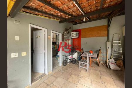 8_photo/94ce023b51.aa3f54dcddd2e04f-ATLAS-4003094c-4961-478d-be4b-79e7ec9e941f.jpg de casa à venda com 3 quartos, 117m² em Estuário, Santos