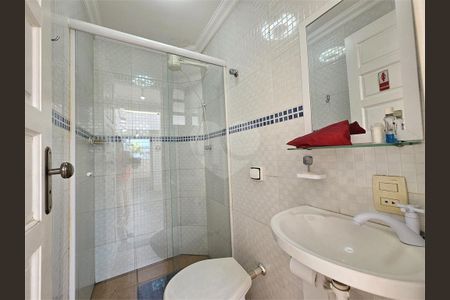 8_photo/94ce023b7b.7b8bc6be06f0f13d-ATLAS-61da1edb-088b-4814-9c2f-c36be3be4af5.jpg de casa à venda com 3 quartos, 135m² em Macuco, Santos