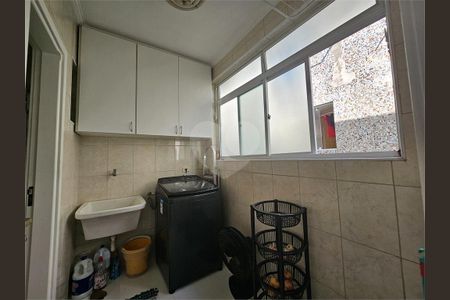 4_photo/94ce023b7b.7b8bc6be06f0f13d-ATLAS-d9183f1d-eb3a-4fe2-87ad-87da8a67c6a6.jpg de casa à venda com 3 quartos, 135m² em Macuco, Santos