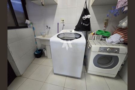 10_photo/94ce023d0f.59b9fa3339c8dcb8-ATLAS-4be8f6b1-7b20-4c8e-a01e-27412195fcad.jpg de casa à venda com 3 quartos, 260m² em Ponta da Praia, Santos