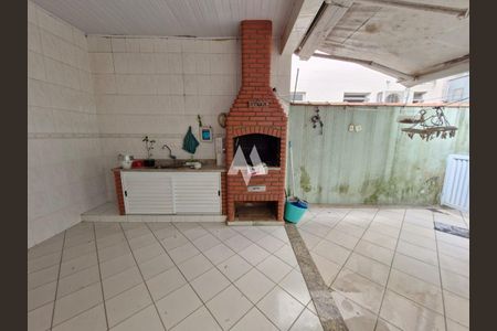29_photo/94ce023d57.598c66e7e5047e83-ATLAS-a59b1ef9-801c-49c0-9c33-5014d7d46c5f.jpg de casa à venda com 3 quartos, 250m² em Ponta da Praia, Santos