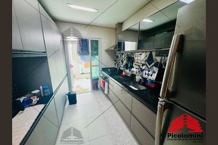 8_photo/94ce023e35.6c24a32d553f3ffe-ATLAS-beea2f7c-084e-46c8-91c6-e514f701e357.jpg de apartamento à venda com 2 quartos, 80m² em Ponta da Praia, Santos