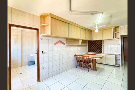 33_photo/94ce023e57.04a823dc9d4d949a-ATLAS-9ea956d5-e8e3-406c-8767-e75c8cd4e955.jpg de apartamento à venda com 3 quartos, 371m² em Ponta da Praia, Santos