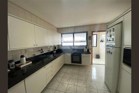 5_photo/94ce023ef9.04f4efb4ec0e2ec3-ATLAS-aaa6db3f-9fc5-4963-a62d-7075cdb579f7.jpg de apartamento à venda com 3 quartos, 415m² em Ponta da Praia, Santos